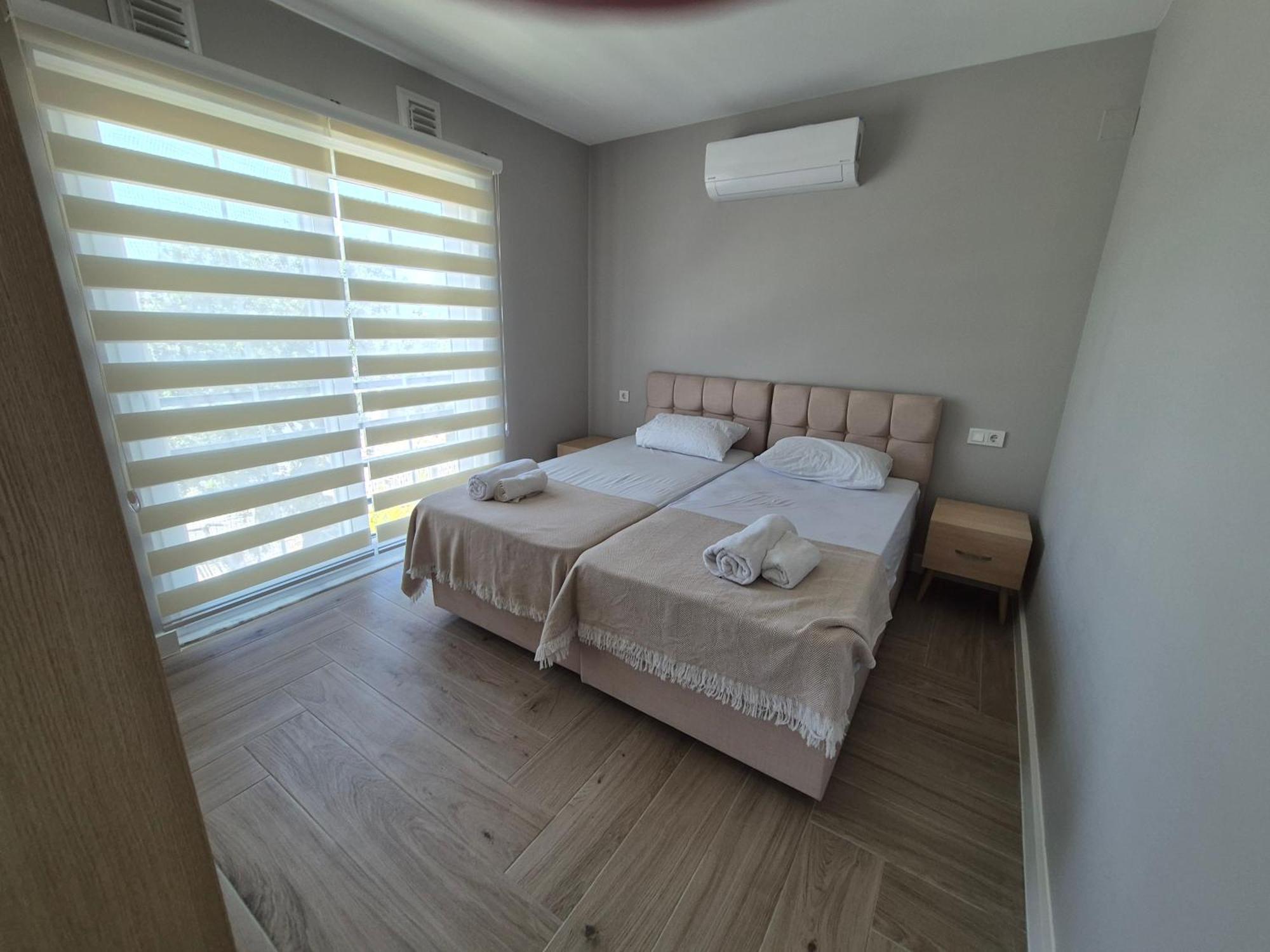 Dalaman No 444 Bagian luar foto